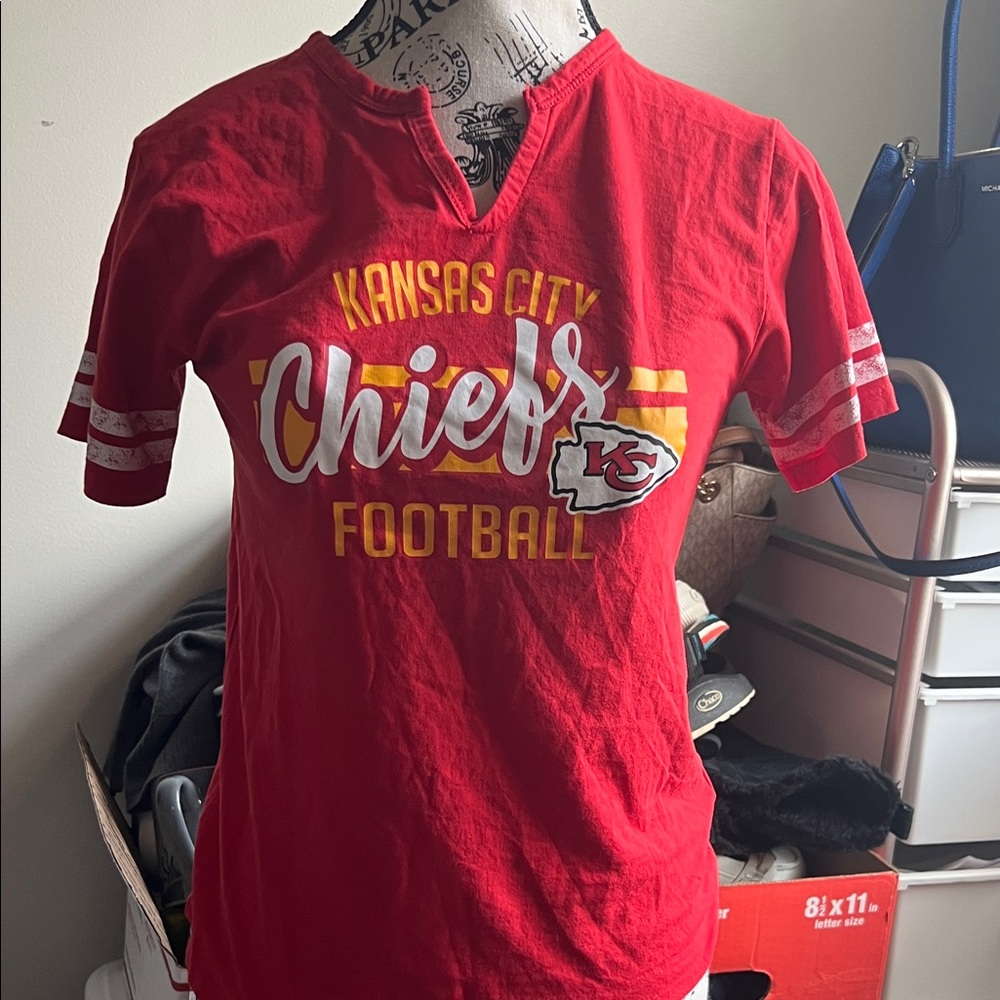 Kansas City Chiefs Kids Red Football T-Shirt